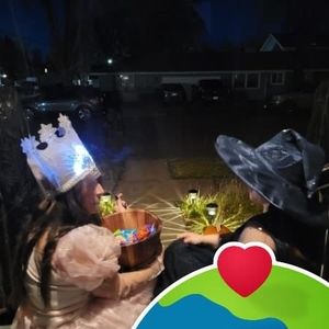 Meet your Posher, Debbie